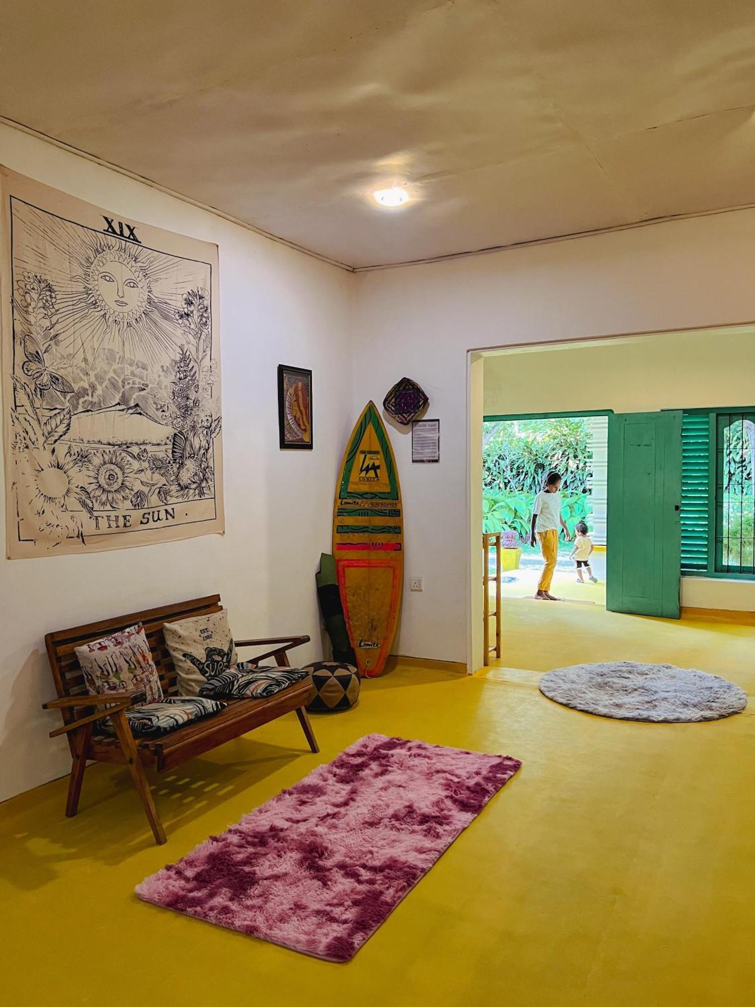 Lazy Monkey Surfhostel - Sri Lanka Dikwella Eksteriør billede